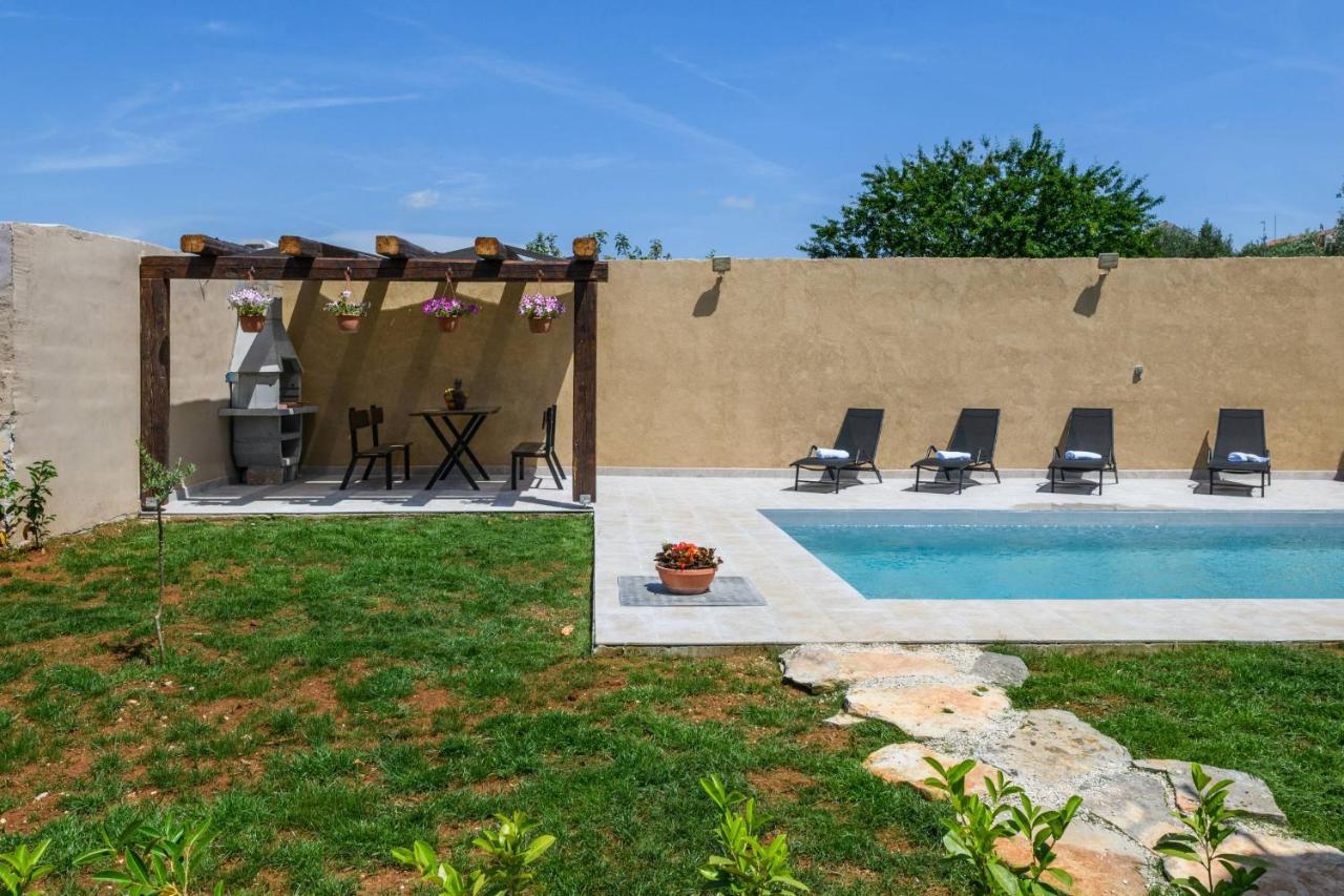 Holiday House Boky Vodnjan Exterior foto