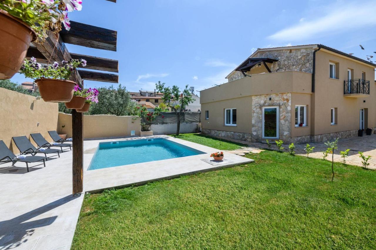 Holiday House Boky Vodnjan Exterior foto